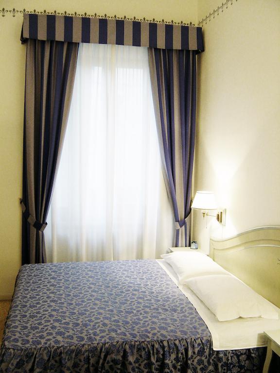 Bed and Breakfast Casa Gori Certaldo Habitación foto